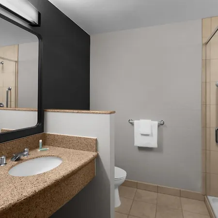 Courtyard By Marriott Santa Clarita Valencia Hotel Exterior photo