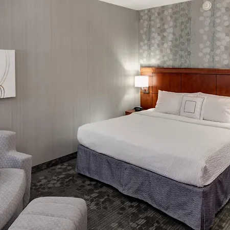 Courtyard By Marriott Santa Clarita Valencia Hotel Exterior photo
