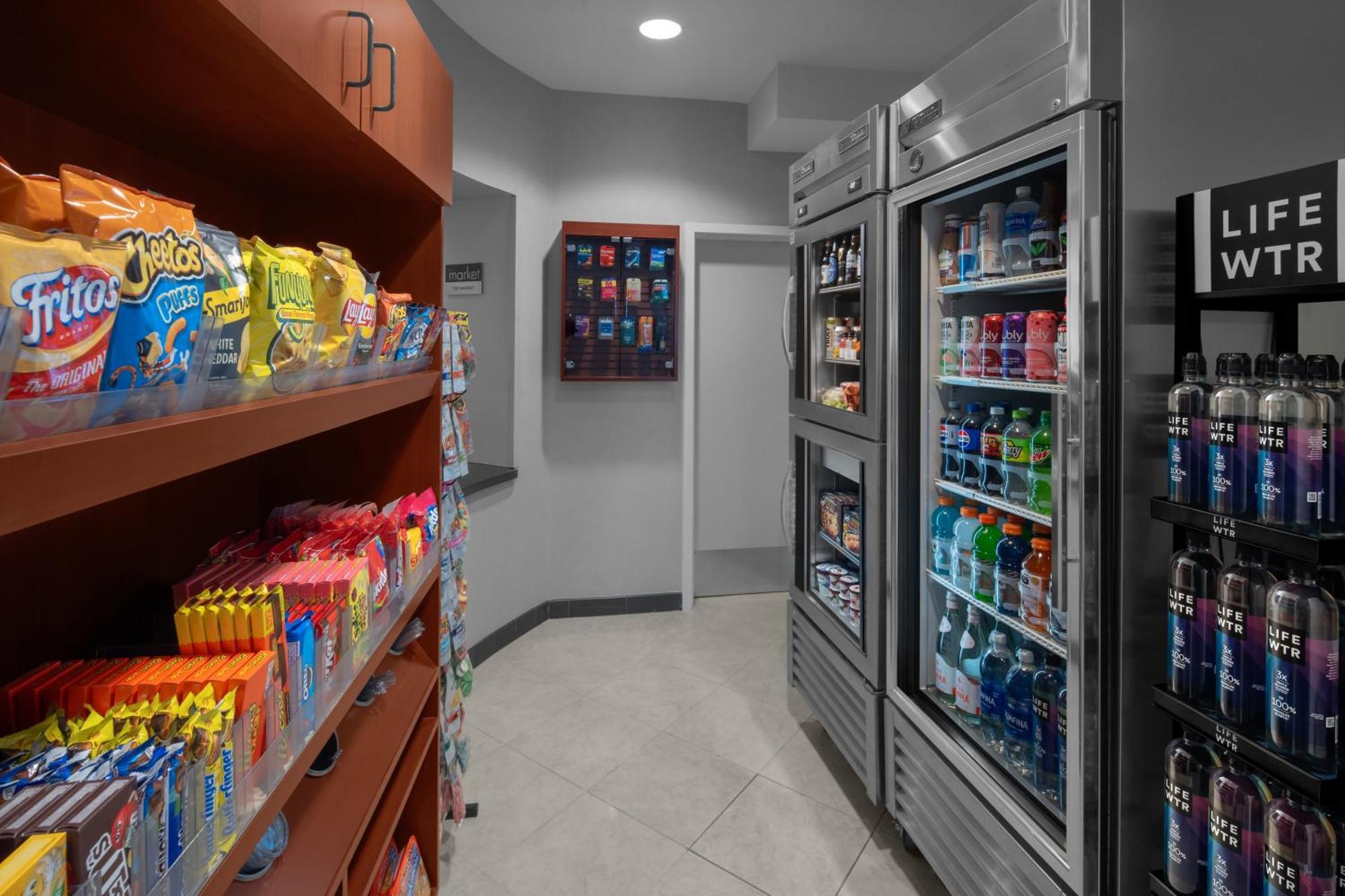 Courtyard By Marriott Santa Clarita Valencia