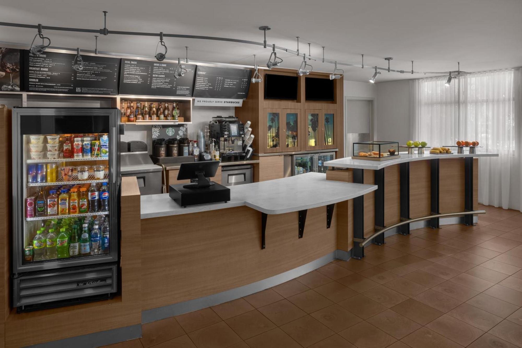 Courtyard By Marriott Santa Clarita Hotel Valencia