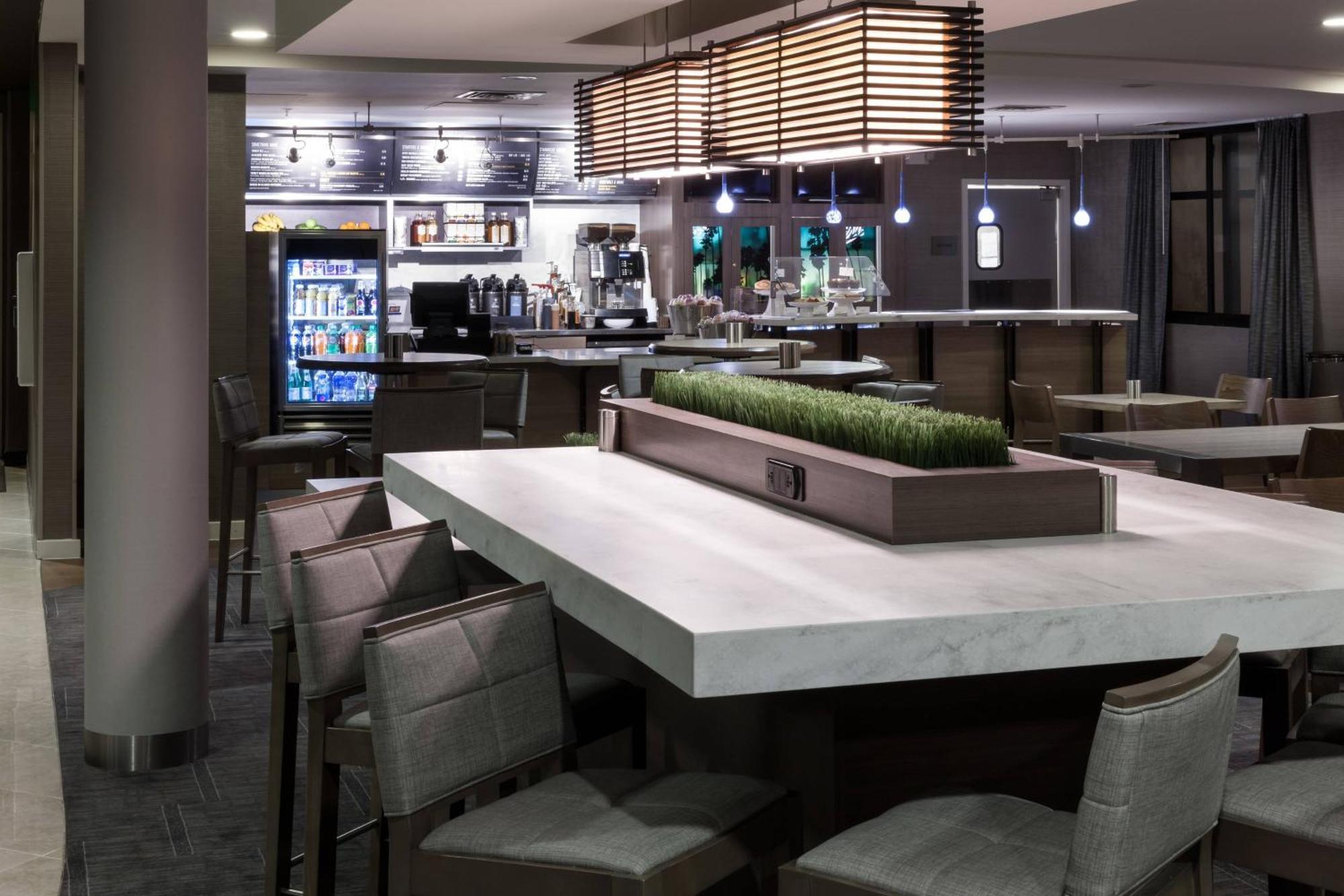Courtyard By Marriott Santa Clarita 3* Valencia