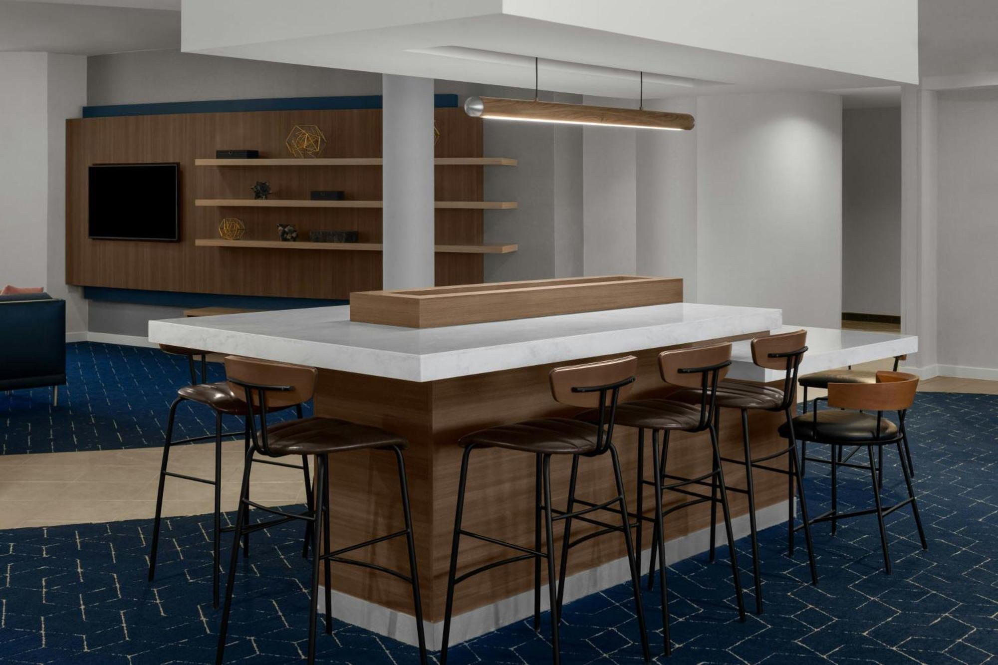 Hotel Courtyard By Marriott Santa Clarita 3*