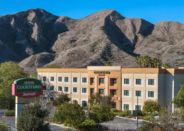 Courtyard By Marriott Santa Clarita Valencia