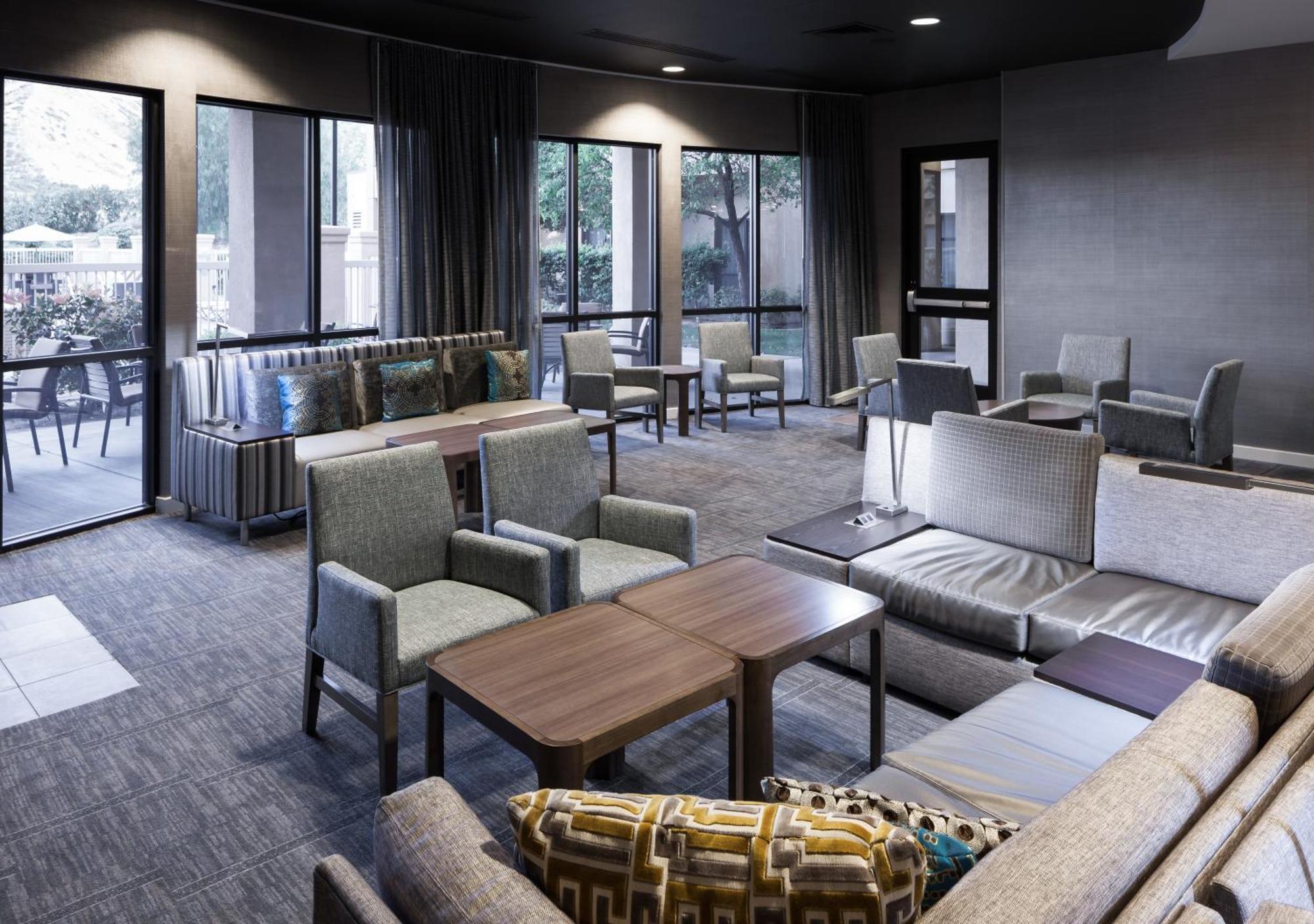Courtyard By Marriott Santa Clarita 3*
