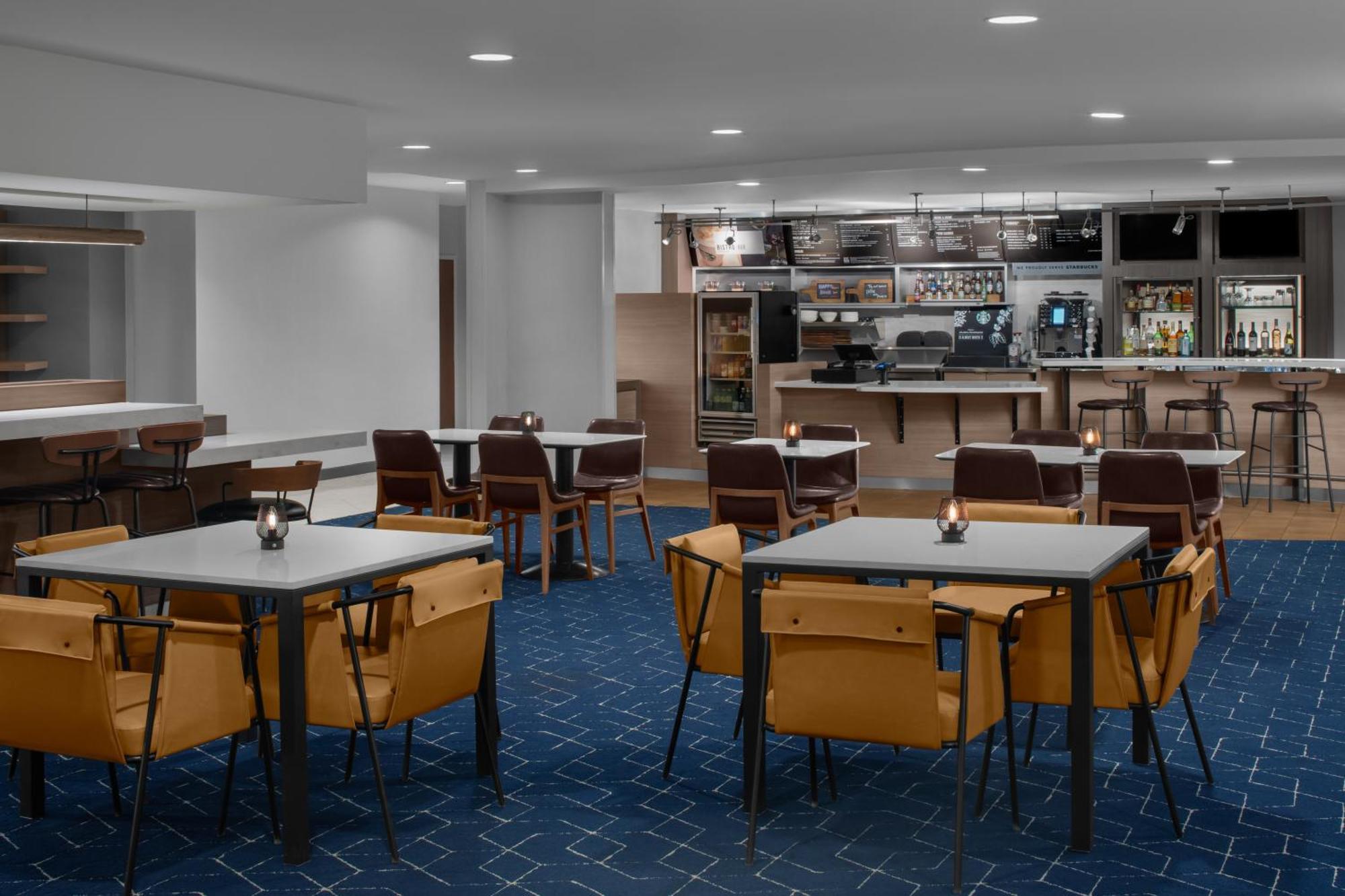 Hotel Courtyard By Marriott Santa Clarita 3*